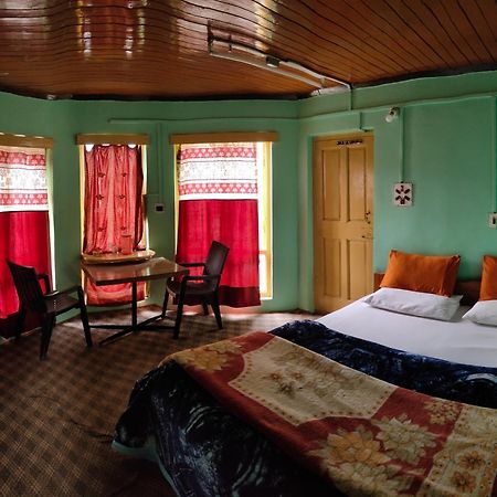 New Relax Inn, Pahalgam, 2 Km From Lidder Valley Exterior foto